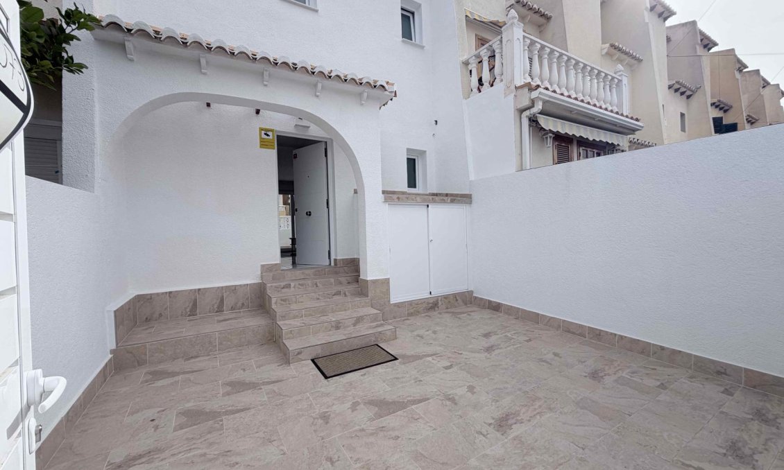 Resale - Town House -
Torrevieja - Costa Blanca