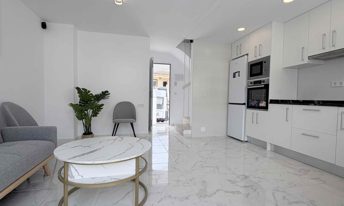 Resale - Town House -
Torrevieja - Costa Blanca