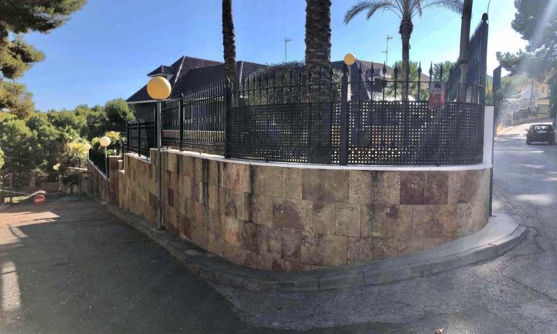 Resale - Villa -
El Palmar