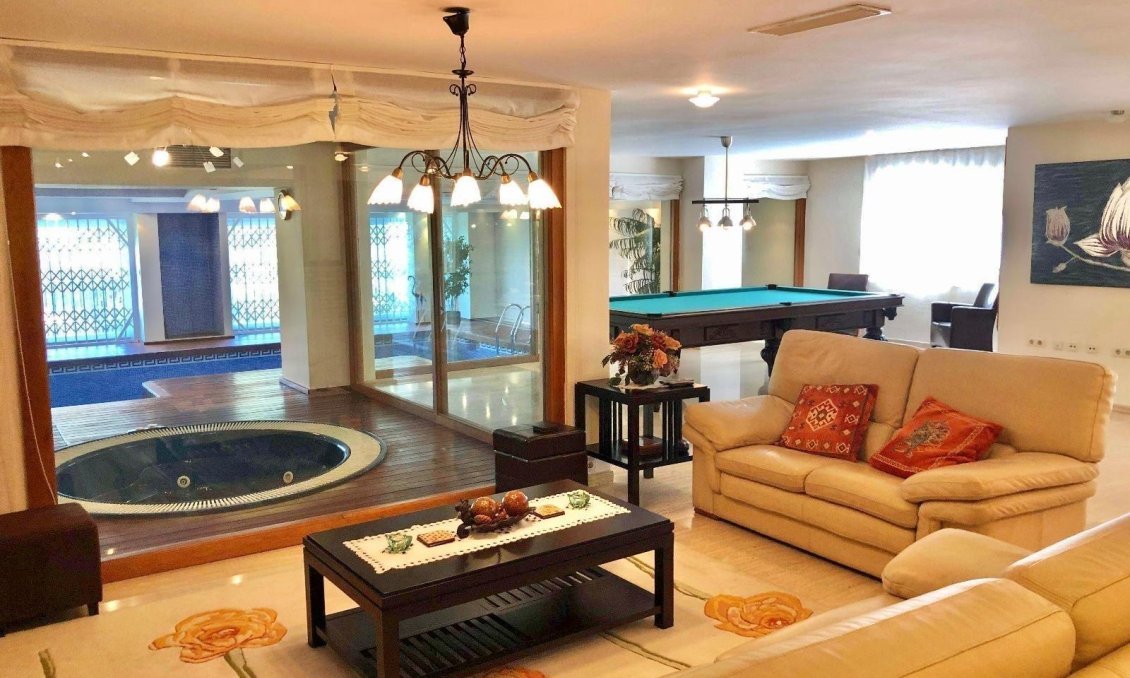 Resale - Villa -
El Palmar