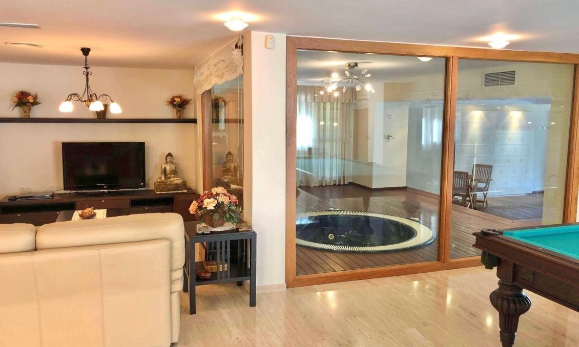 Resale - Villa -
El Palmar