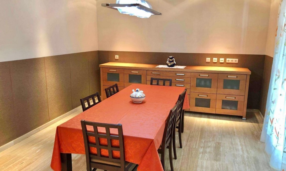 Resale - Villa -
El Palmar