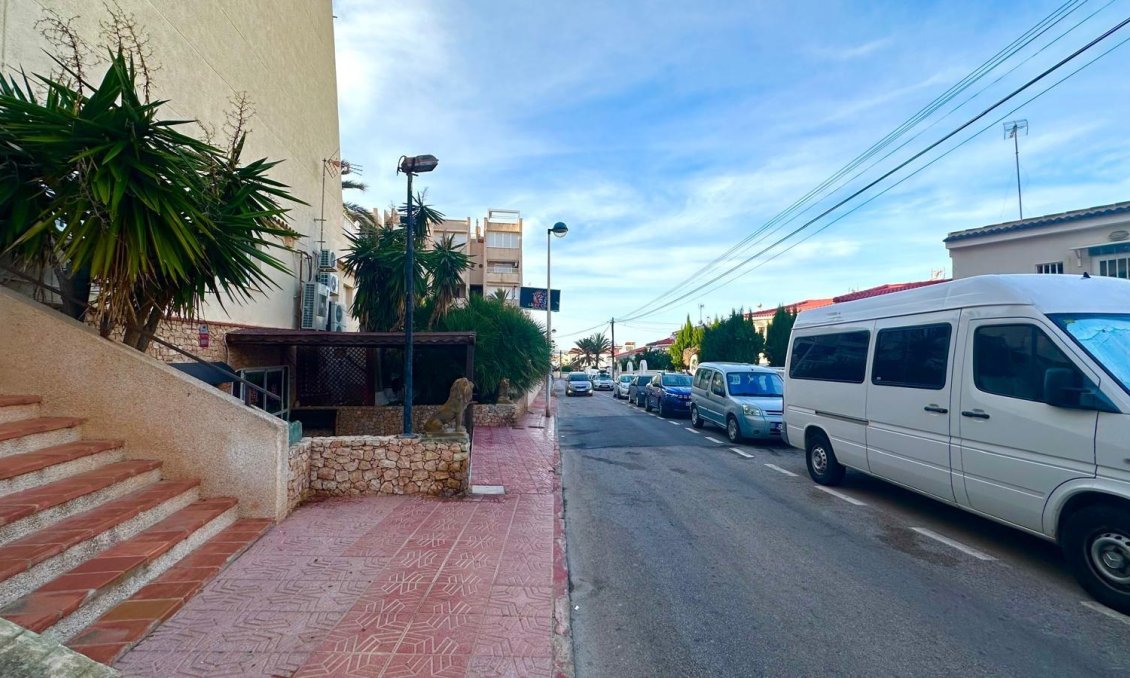 Resale - Duplex -
Torrevieja - La Mata