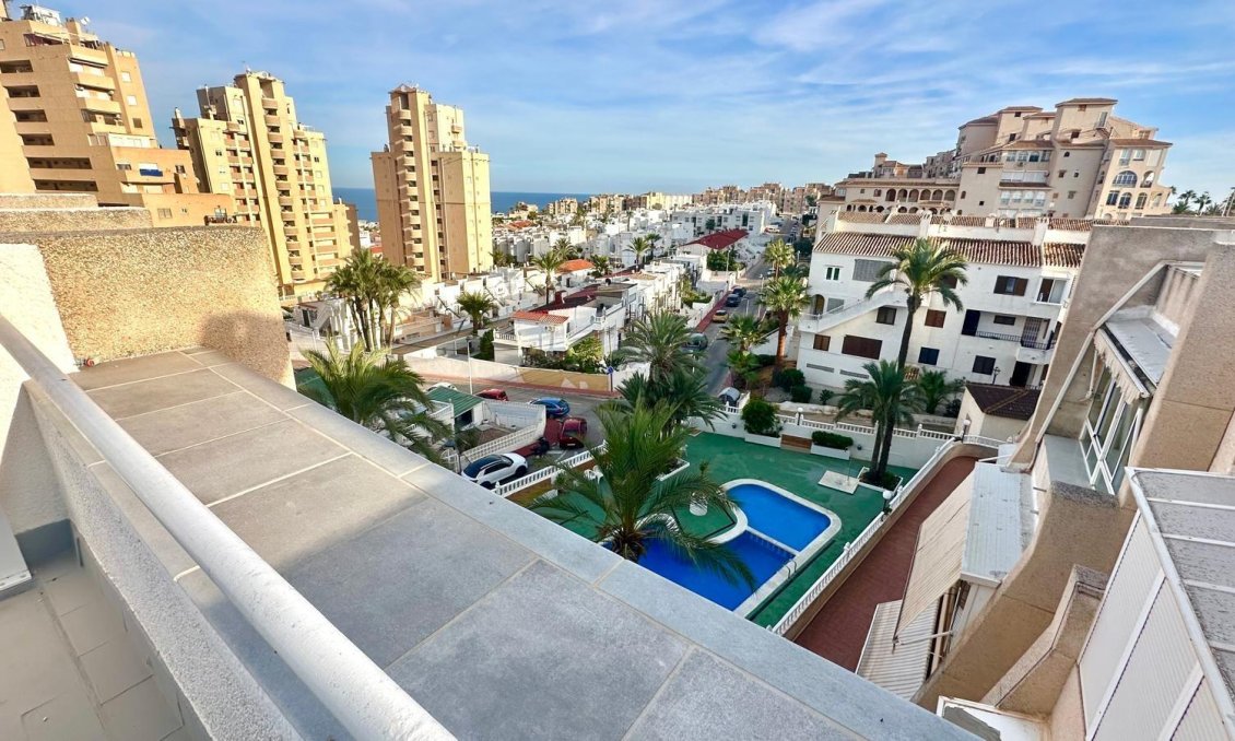 Resale - Duplex -
Torrevieja - La Mata