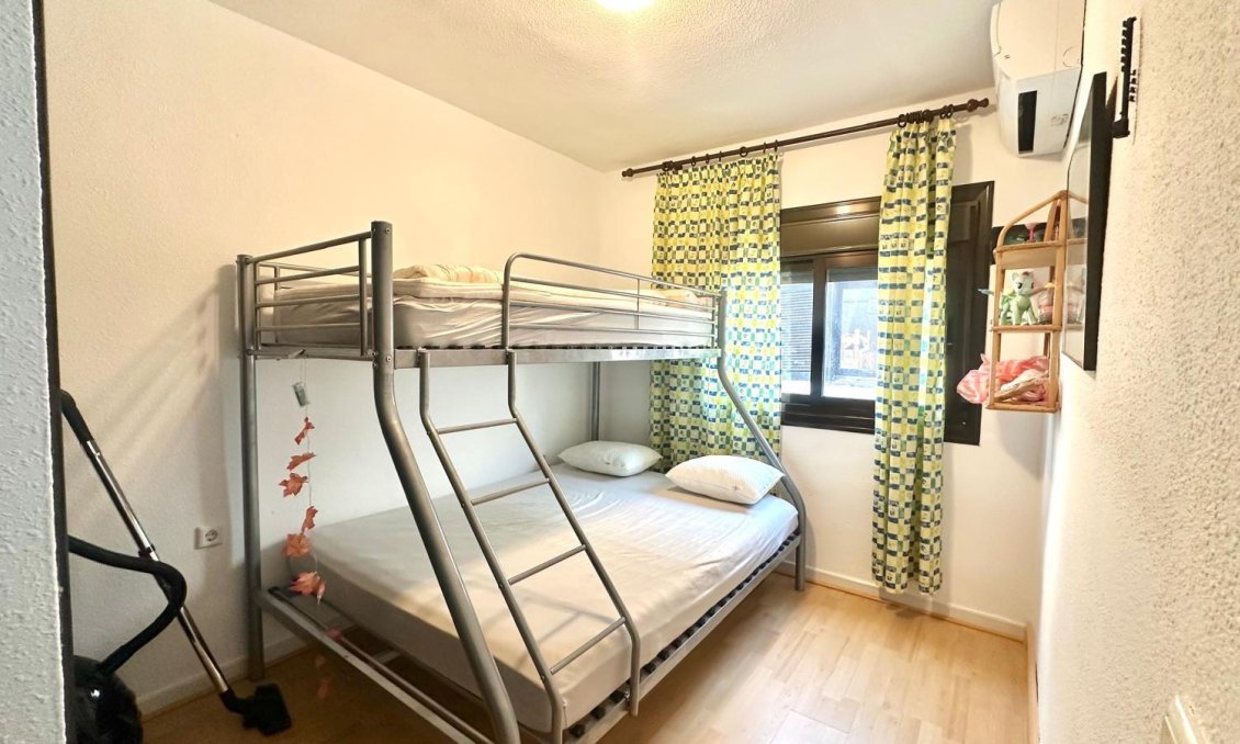 Resale - Duplex -
Torrevieja - La Mata