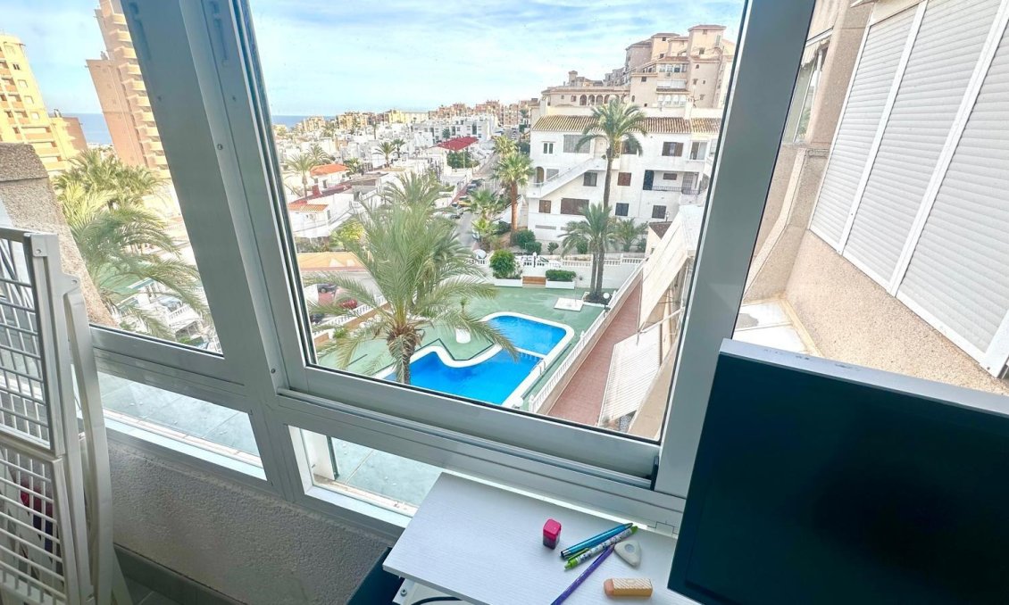 Resale - Duplex -
Torrevieja - La Mata