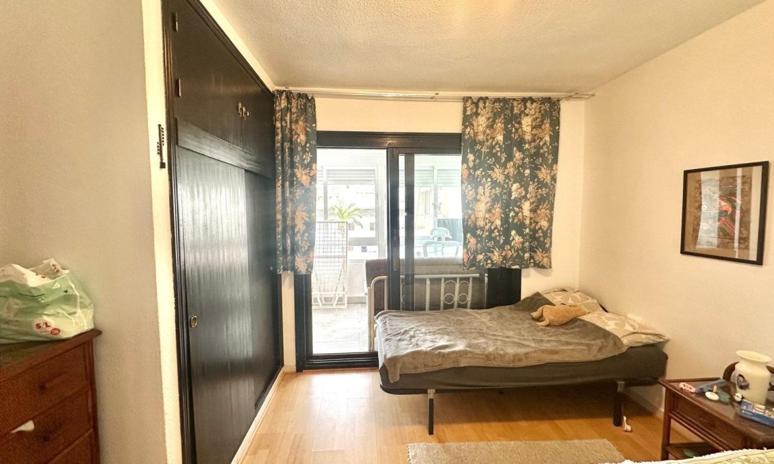 Resale - Duplex -
Torrevieja - La Mata