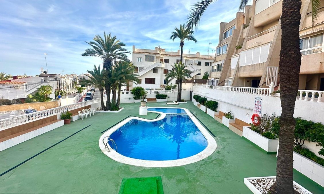 Resale - Duplex -
Torrevieja - La Mata