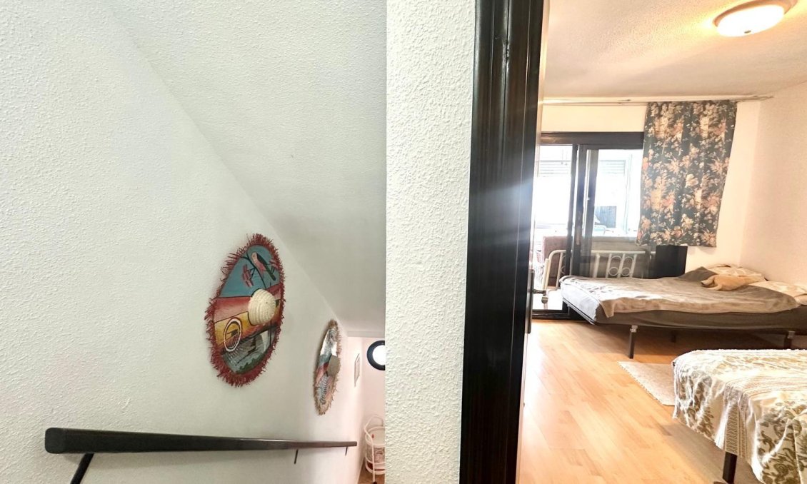 Resale - Duplex -
Torrevieja - La Mata