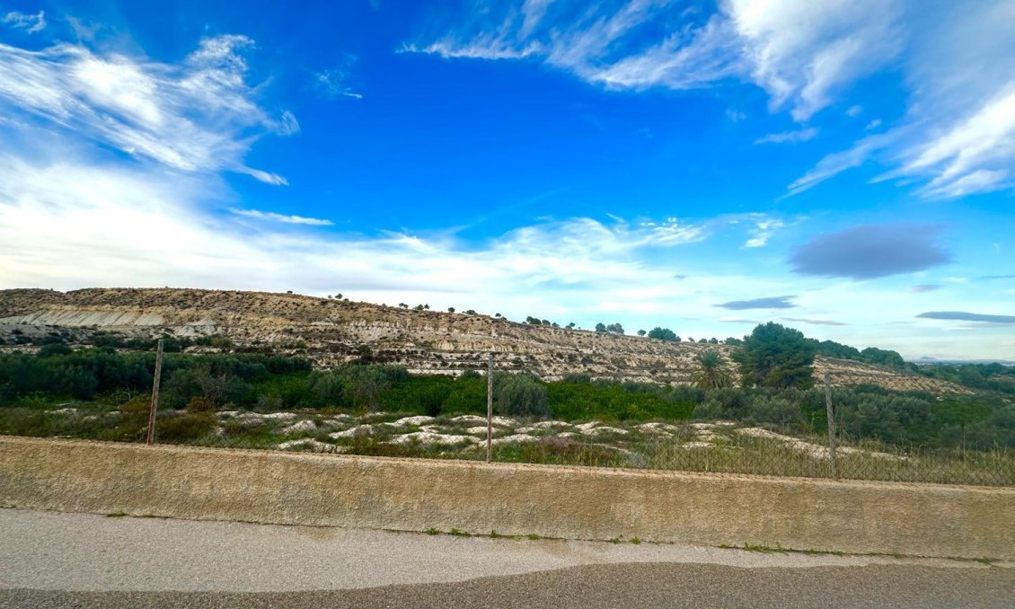 Wiederverkauf - Villa -
Bigastro - Comunidad Valenciana