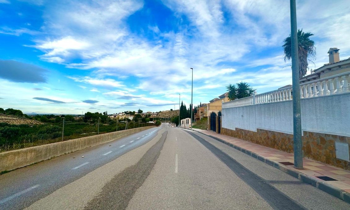 Wiederverkauf - Villa -
Bigastro - Comunidad Valenciana