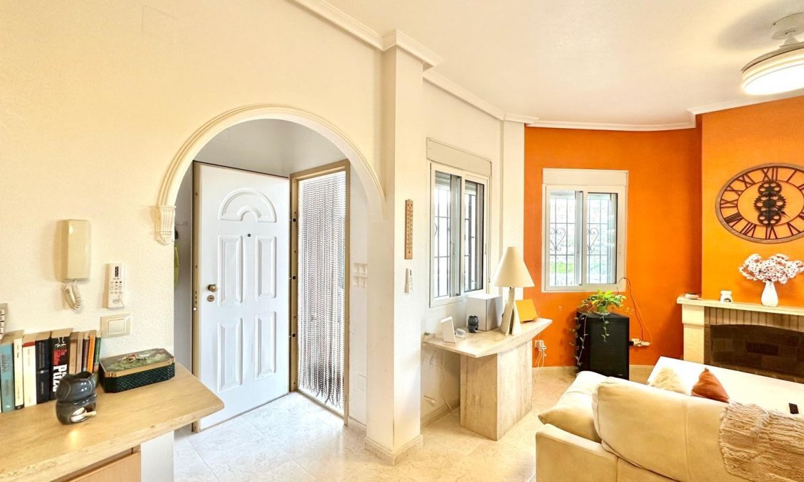 Wiederverkauf - Villa -
Bigastro - Comunidad Valenciana