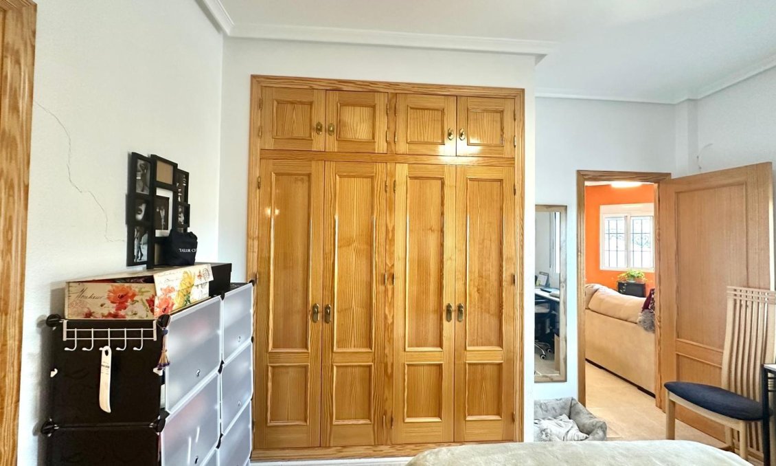 Wiederverkauf - Villa -
Bigastro - Comunidad Valenciana