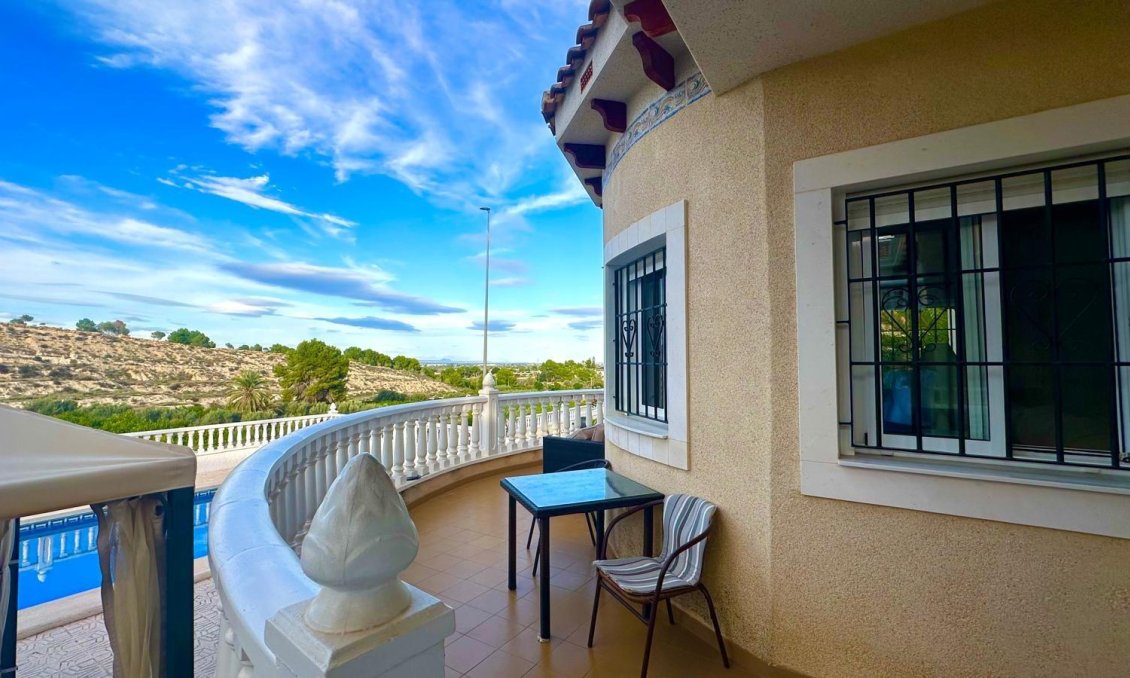 Wiederverkauf - Villa -
Bigastro - Comunidad Valenciana