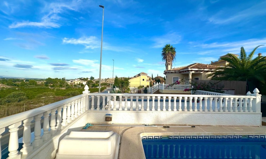 Wiederverkauf - Villa -
Bigastro - Comunidad Valenciana