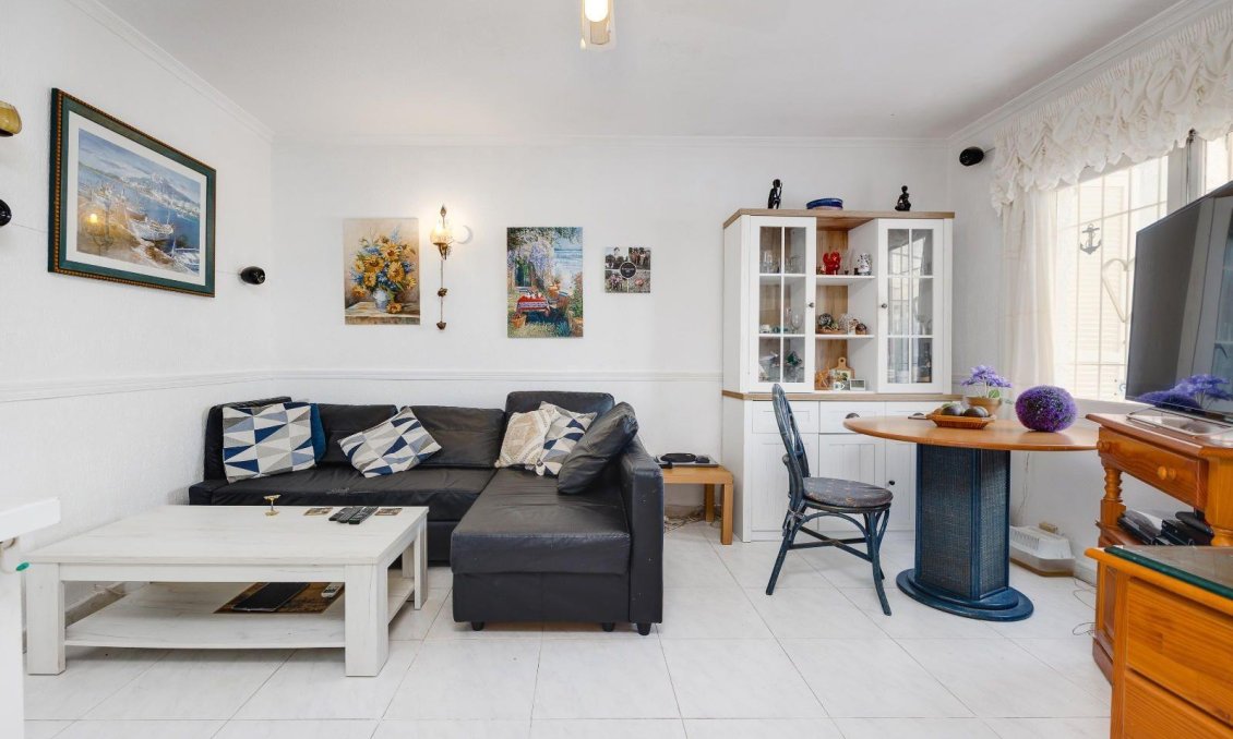 Revente - Villa -
Torrevieja - Calas Blanca