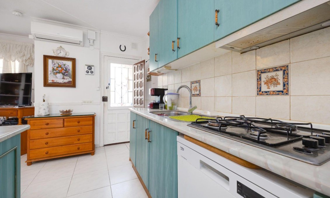 Revente - Villa -
Torrevieja - Calas Blanca