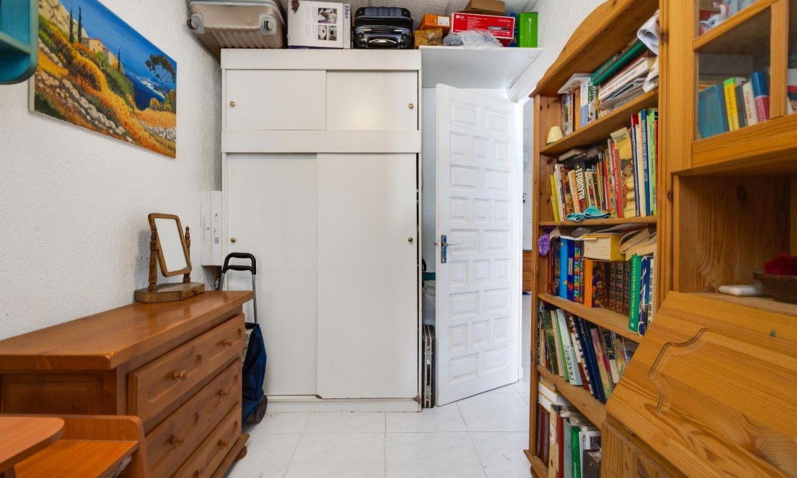 Revente - Villa -
Torrevieja - Calas Blanca