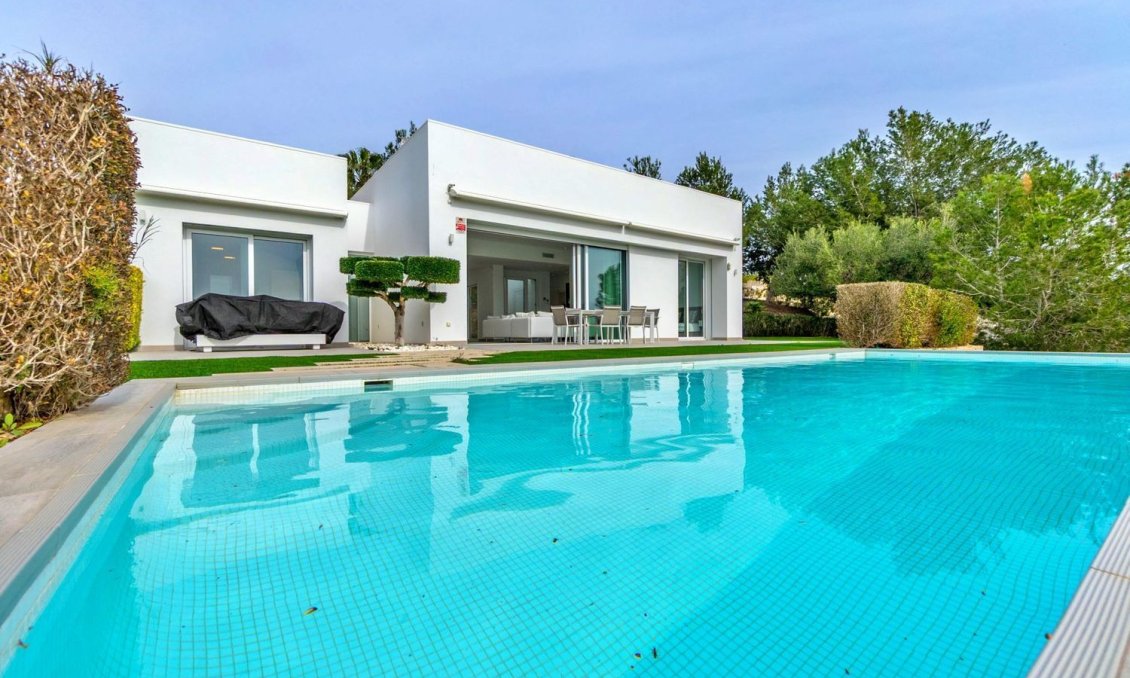 Revente - Villa -
Orihuela - Las Colinas Golf