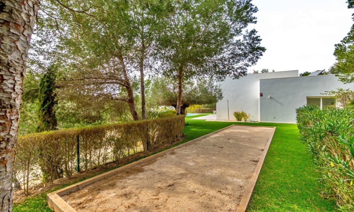 Revente - Villa -
Orihuela - Las Colinas Golf