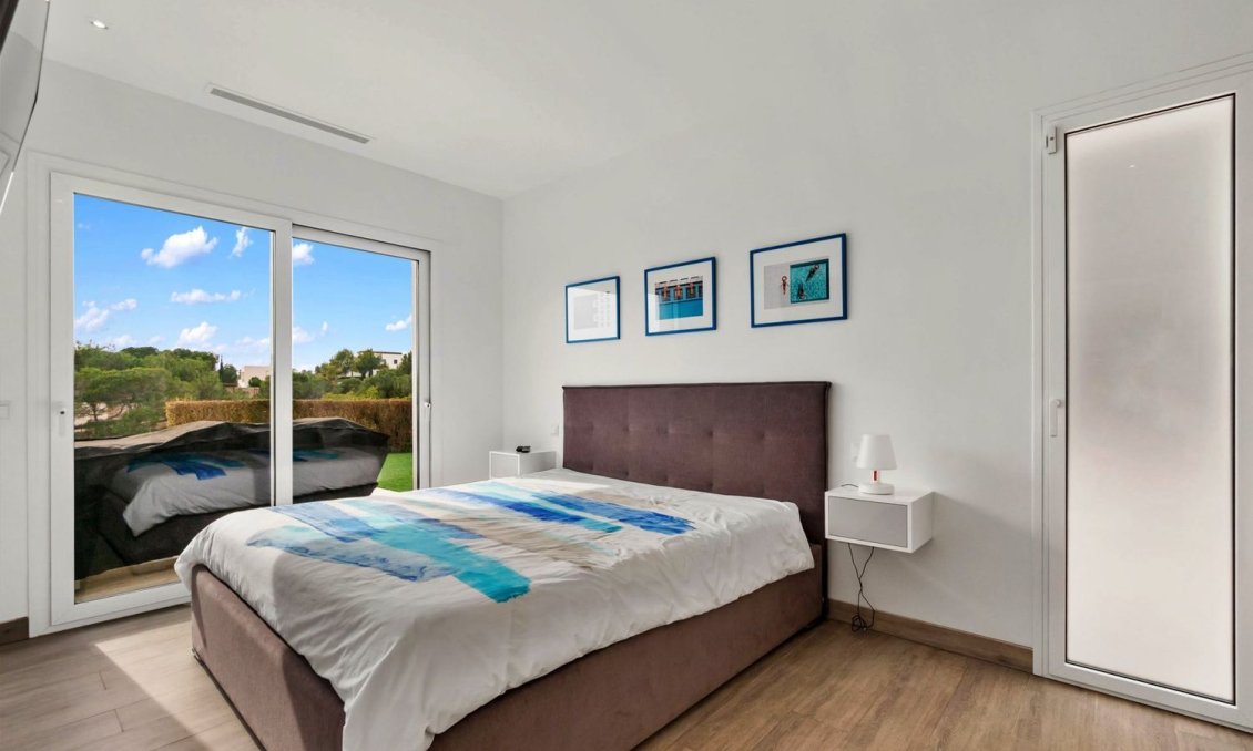 Revente - Villa -
Orihuela - Las Colinas Golf