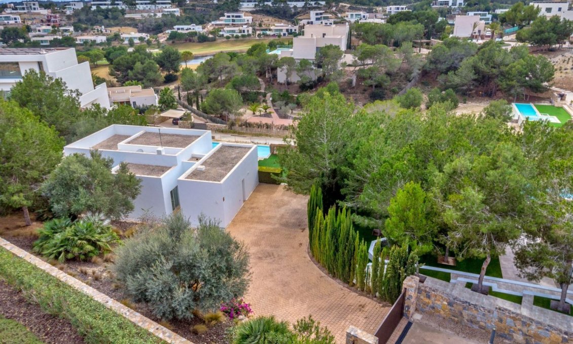 Revente - Villa -
Orihuela - Las Colinas Golf