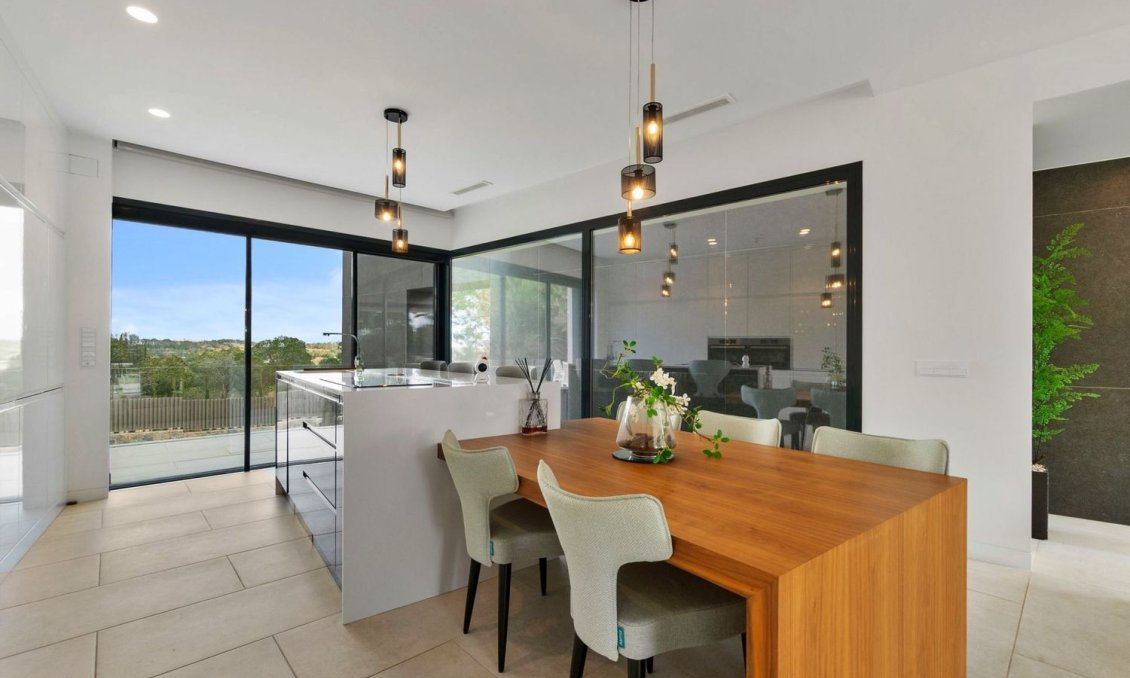 Revente - Villa -
Orihuela - Las Colinas Golf