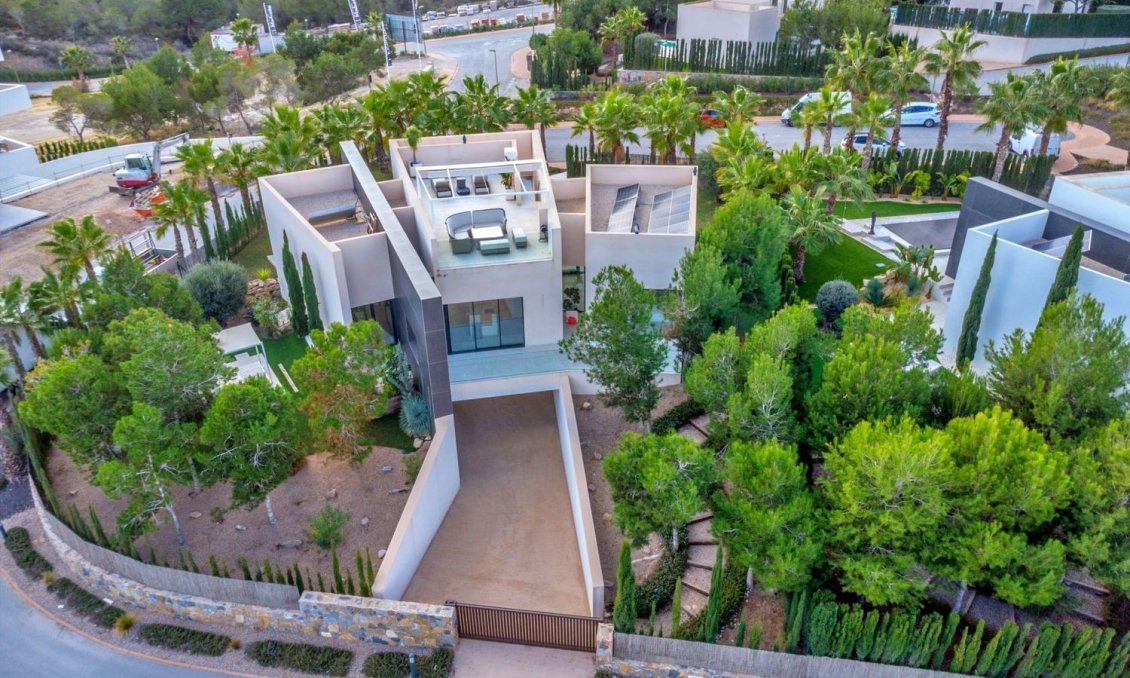 Revente - Villa -
Orihuela - Las Colinas Golf