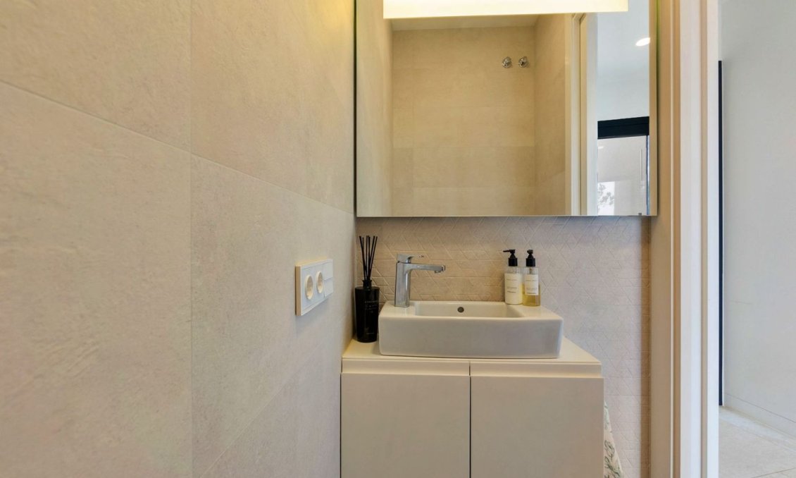 Revente - Villa -
Orihuela - Las Colinas Golf