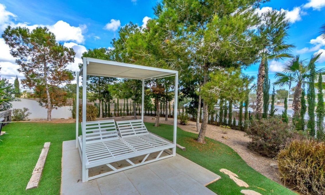 Revente - Villa -
Orihuela - Las Colinas Golf