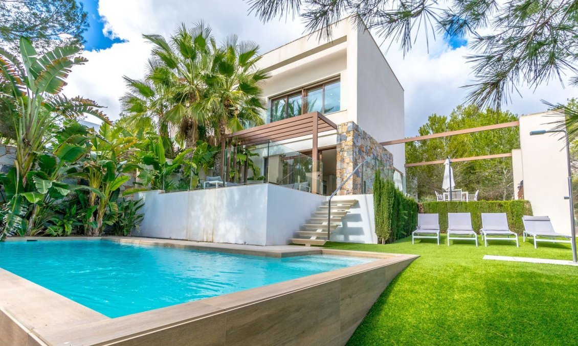 Revente - Villa -
Orihuela - Las Colinas Golf