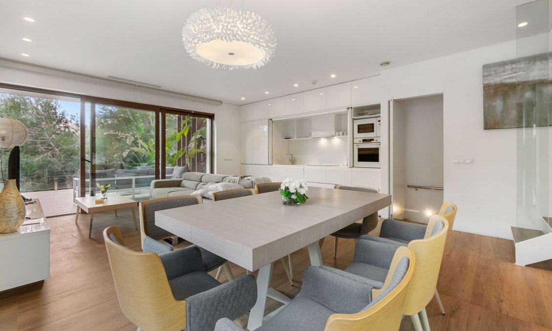 Revente - Villa -
Orihuela - Las Colinas Golf