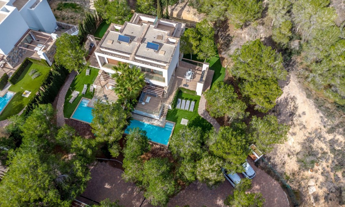 Revente - Villa -
Orihuela - Las Colinas Golf