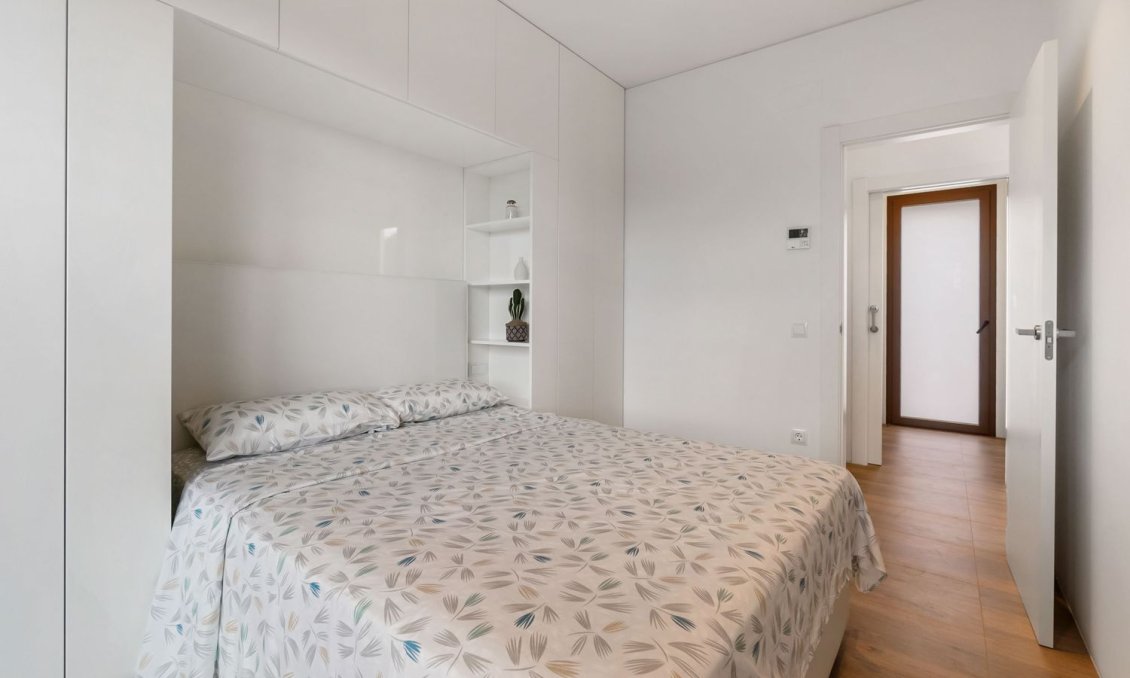 Revente - Villa -
Orihuela - Las Colinas Golf