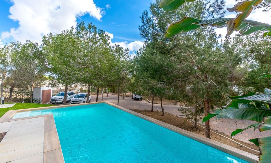 Revente - Villa -
Orihuela - Las Colinas Golf