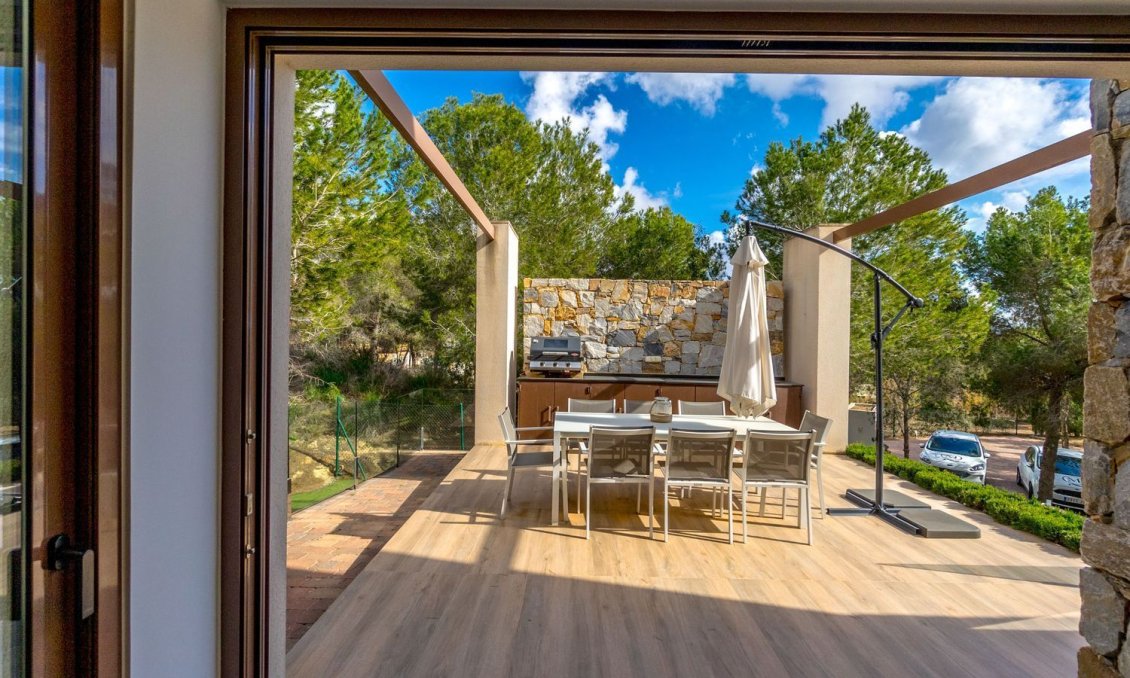 Revente - Villa -
Orihuela - Las Colinas Golf