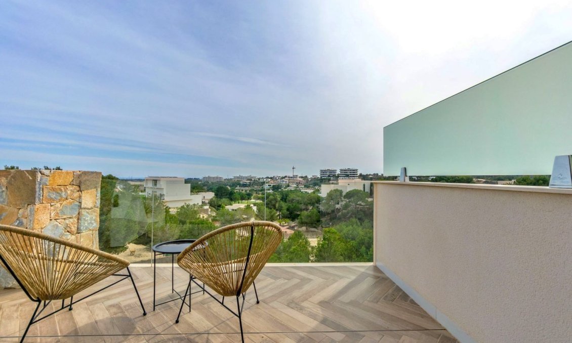 Revente - Villa -
Orihuela - Las Colinas Golf