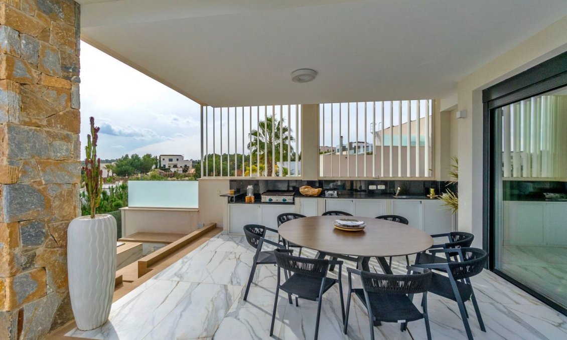 Revente - Villa -
Orihuela - Las Colinas Golf