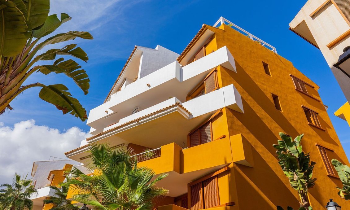 Resale - Apartment -
Torrevieja - Punta Prima