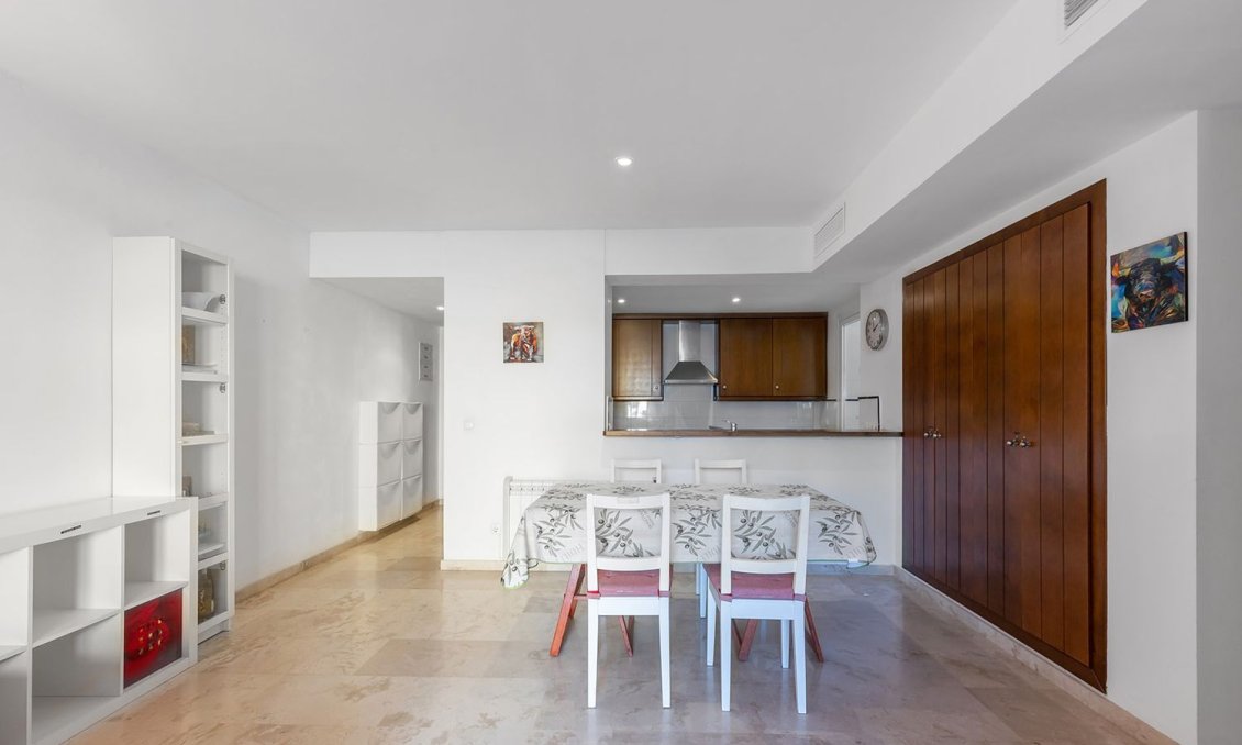 Resale - Apartment -
Torrevieja - Punta Prima