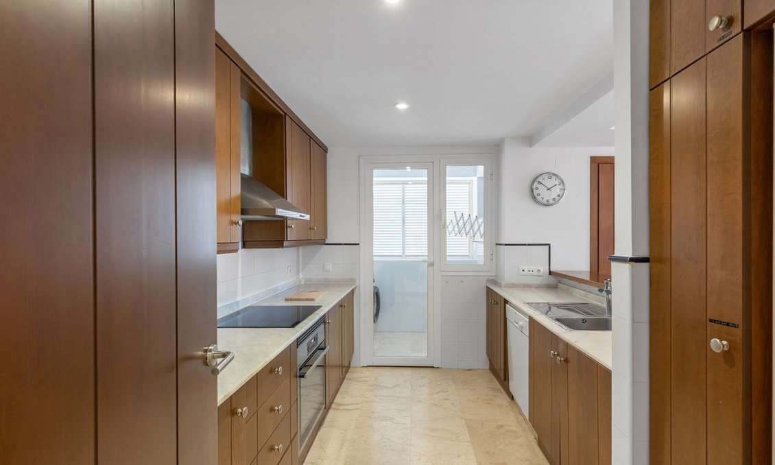 Resale - Apartment -
Torrevieja - Punta Prima