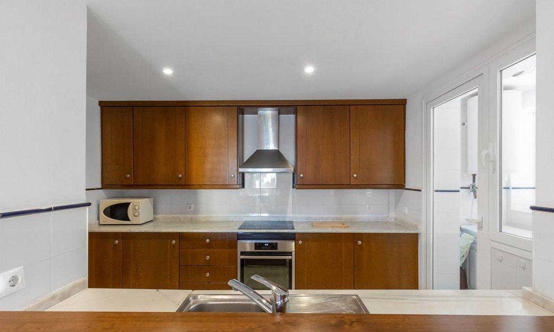 Resale - Apartment -
Torrevieja - Punta Prima