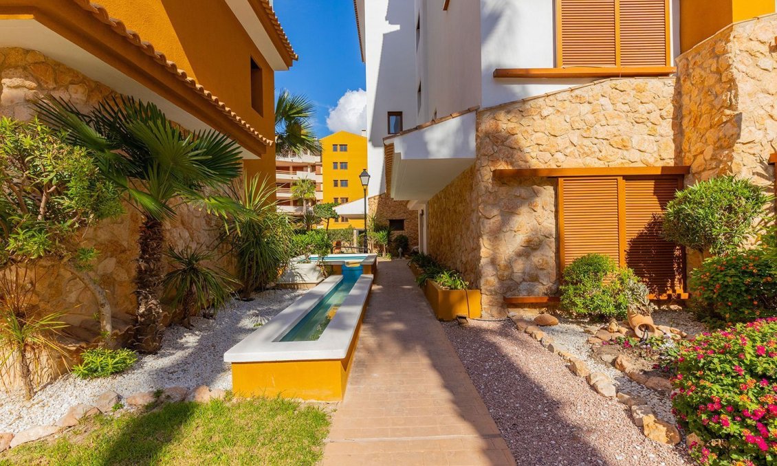 Resale - Apartment -
Torrevieja - Punta Prima