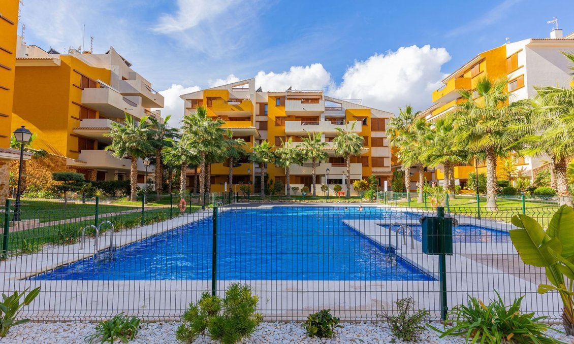 Resale - Apartment -
Torrevieja - Punta Prima