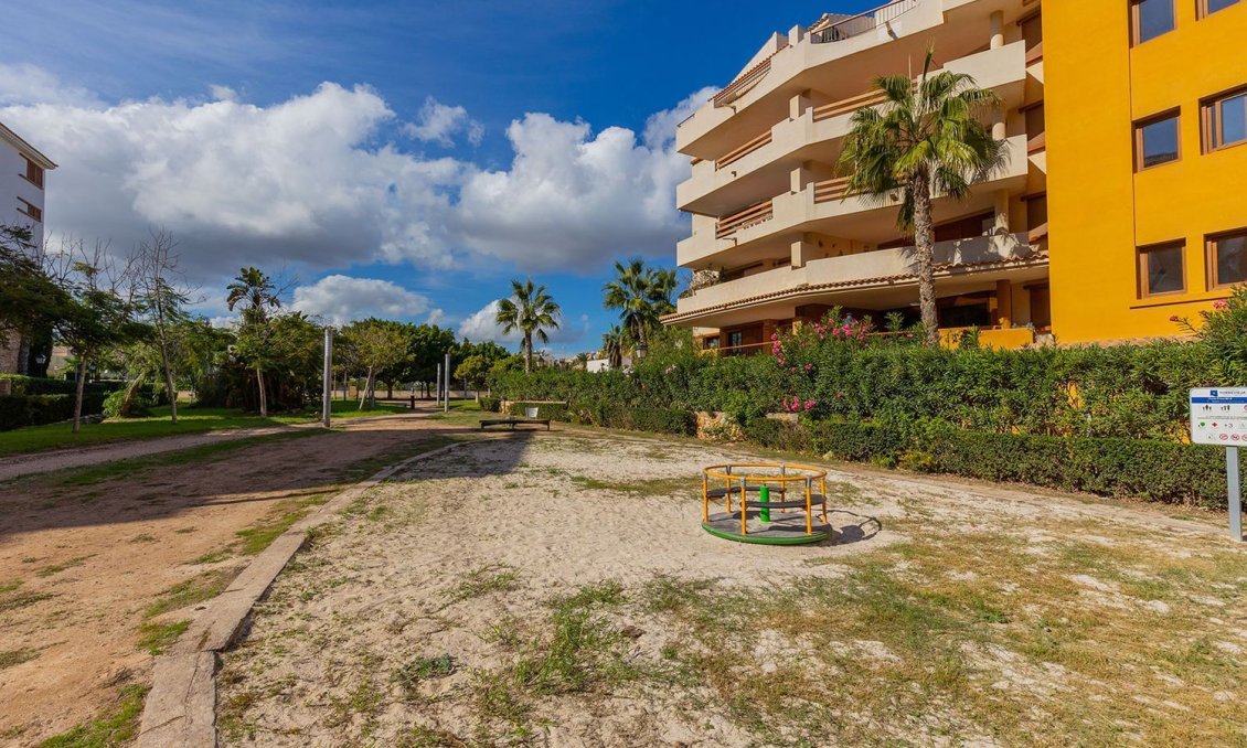 Resale - Apartment -
Torrevieja - Punta Prima