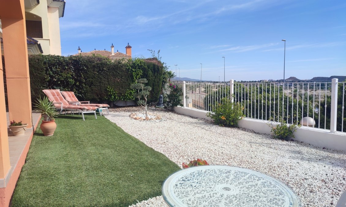 Resale - Apartment -
Altaona Golf - Inland