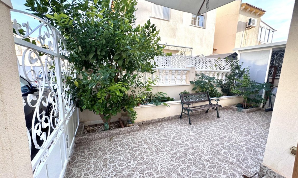 Wiederverkauf - Town House -
Orihuela Costa - Playa Flamenca