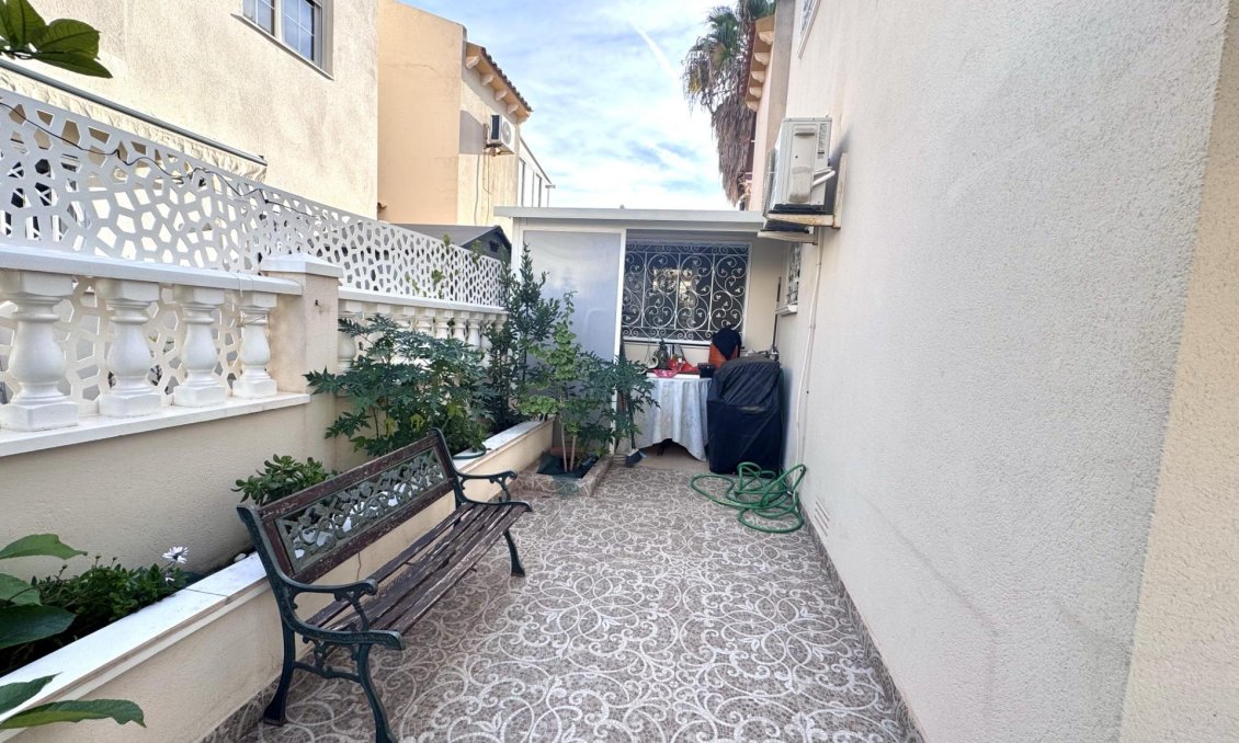 Wiederverkauf - Town House -
Orihuela Costa - Playa Flamenca