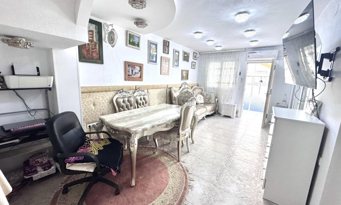 Wiederverkauf - Town House -
Orihuela Costa - Playa Flamenca