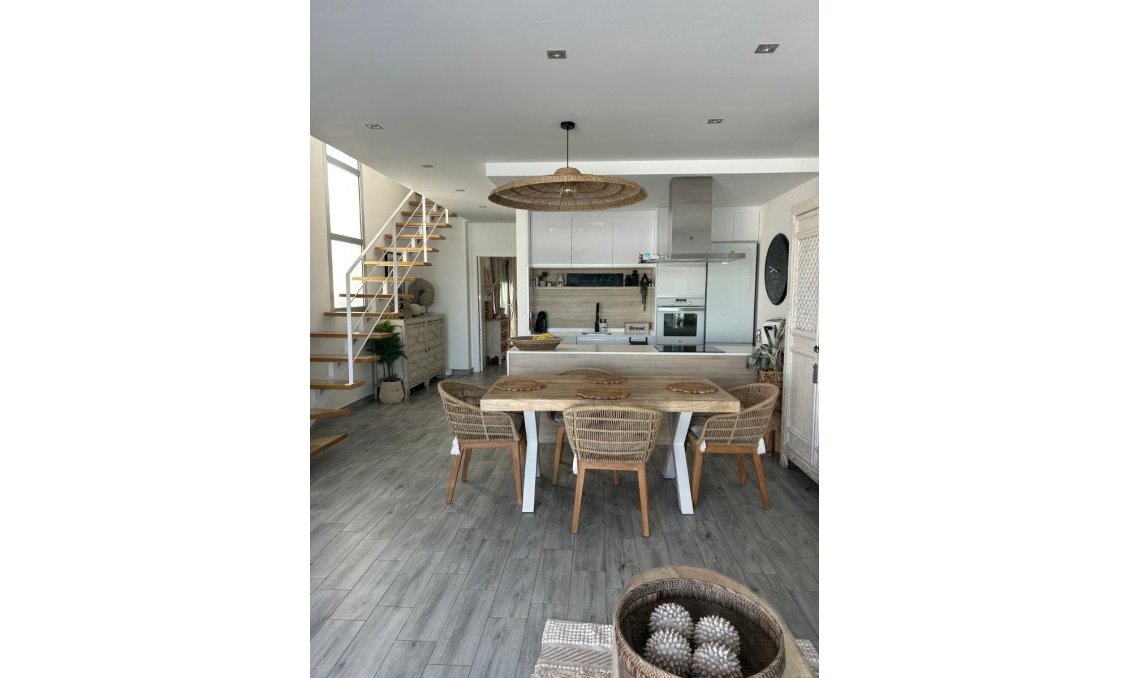 Wiederverkauf - Villa -
Daya Vieja - Costa Blanca